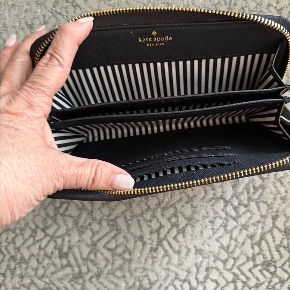 kate spade New York Black Saffiano Zip Wristlet Wallet